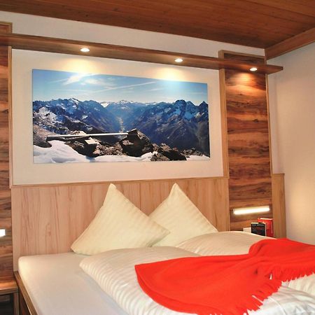 Hotel Pension Haid Sankt Leonhard im Pitztal Esterno foto