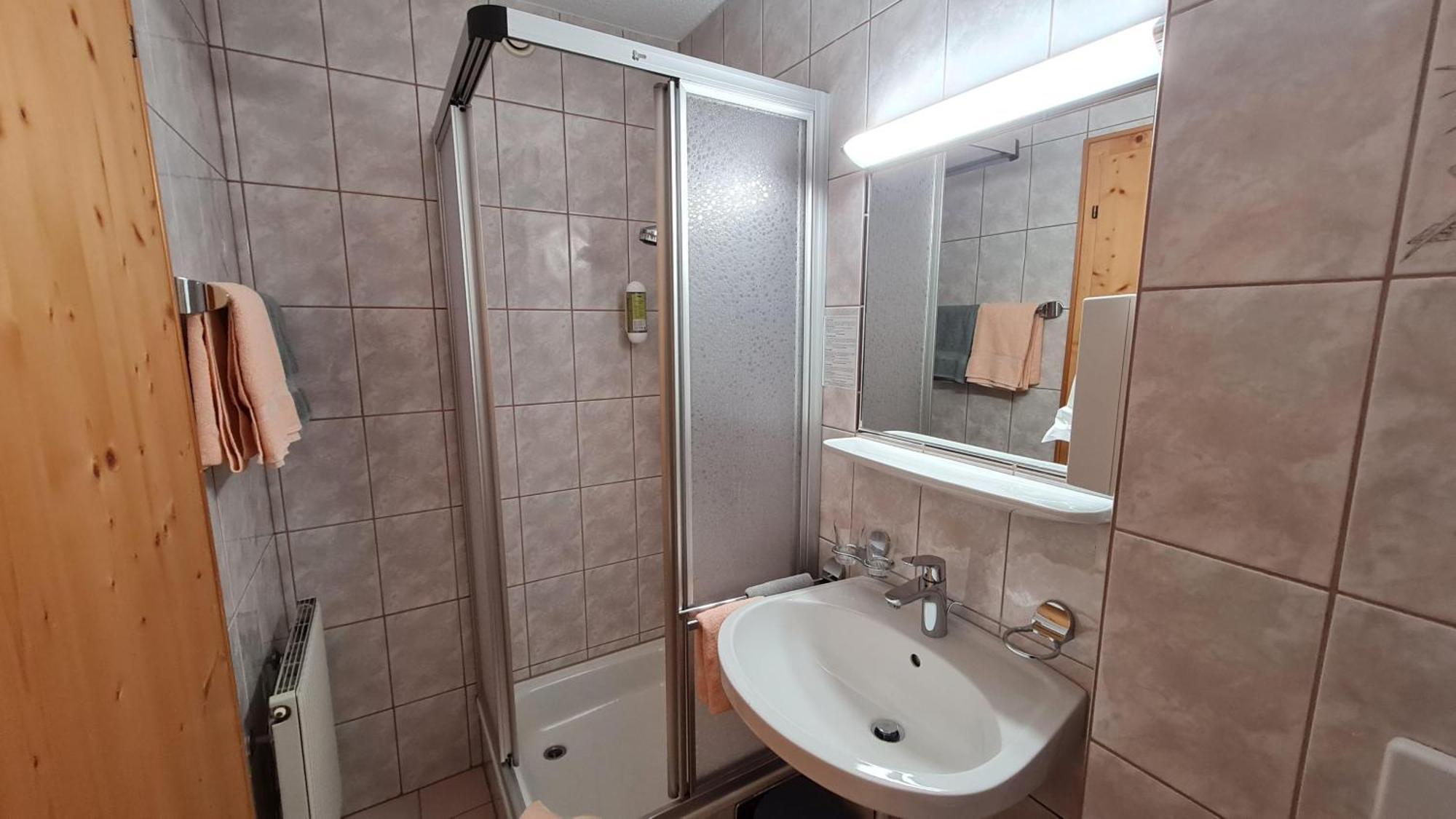Hotel Pension Haid Sankt Leonhard im Pitztal Esterno foto