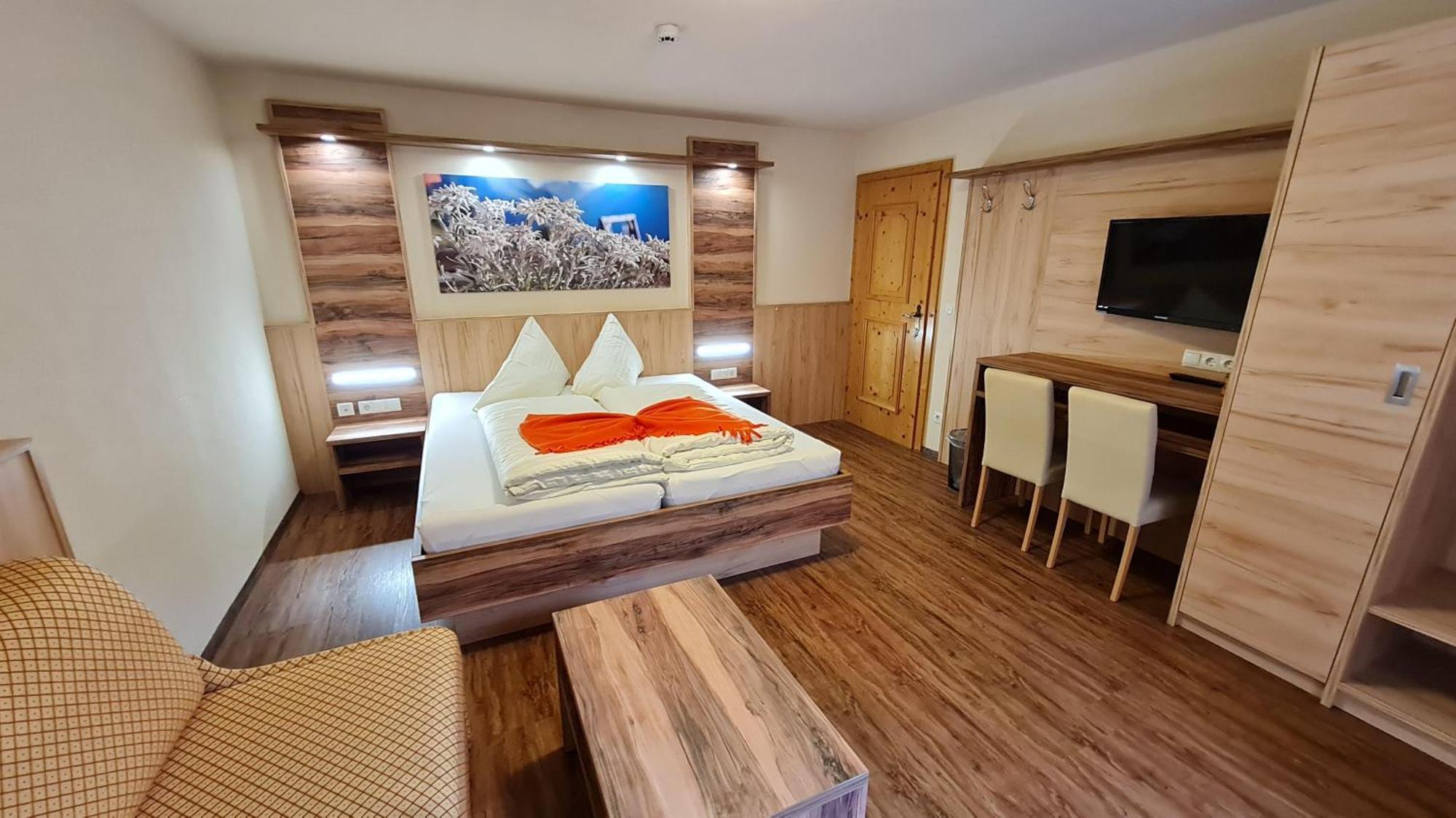 Hotel Pension Haid Sankt Leonhard im Pitztal Esterno foto
